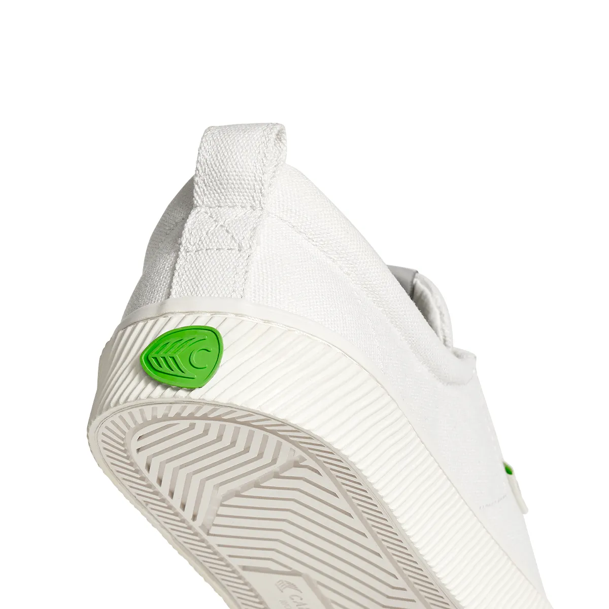 CARIUMA OCA Low  Off-White Canvas Sneaker Men