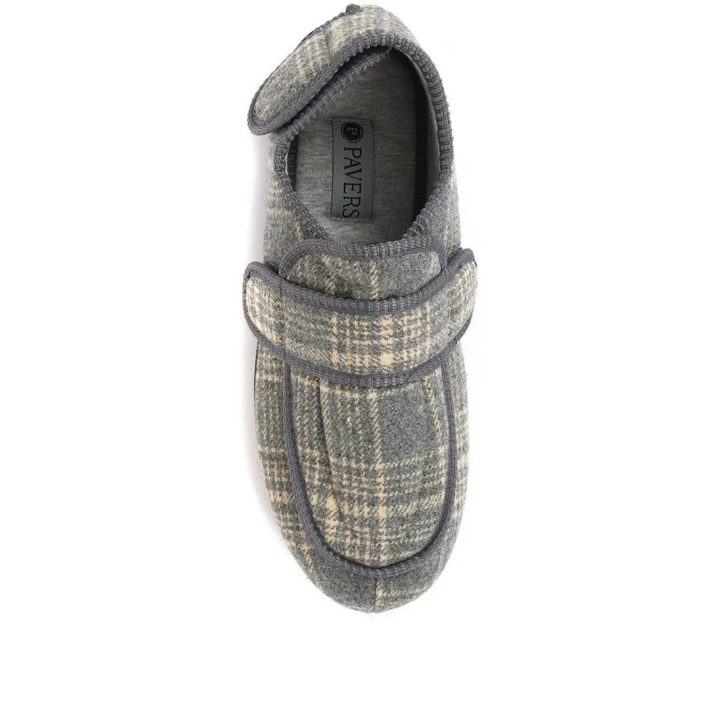 Fully Adjustable Slippers - QING26001 / 310 792