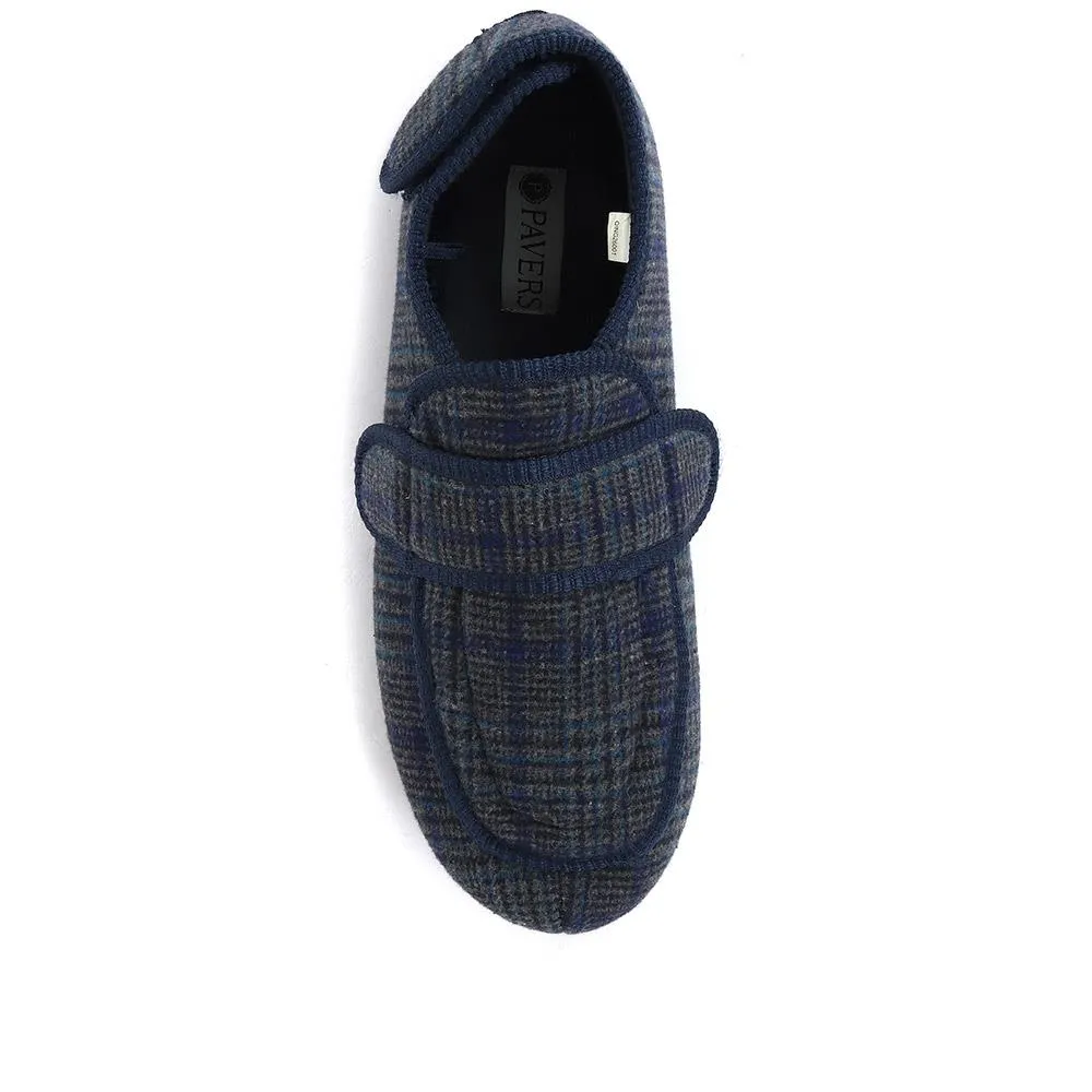 Fully Adjustable Slippers - QING26001 / 310 792