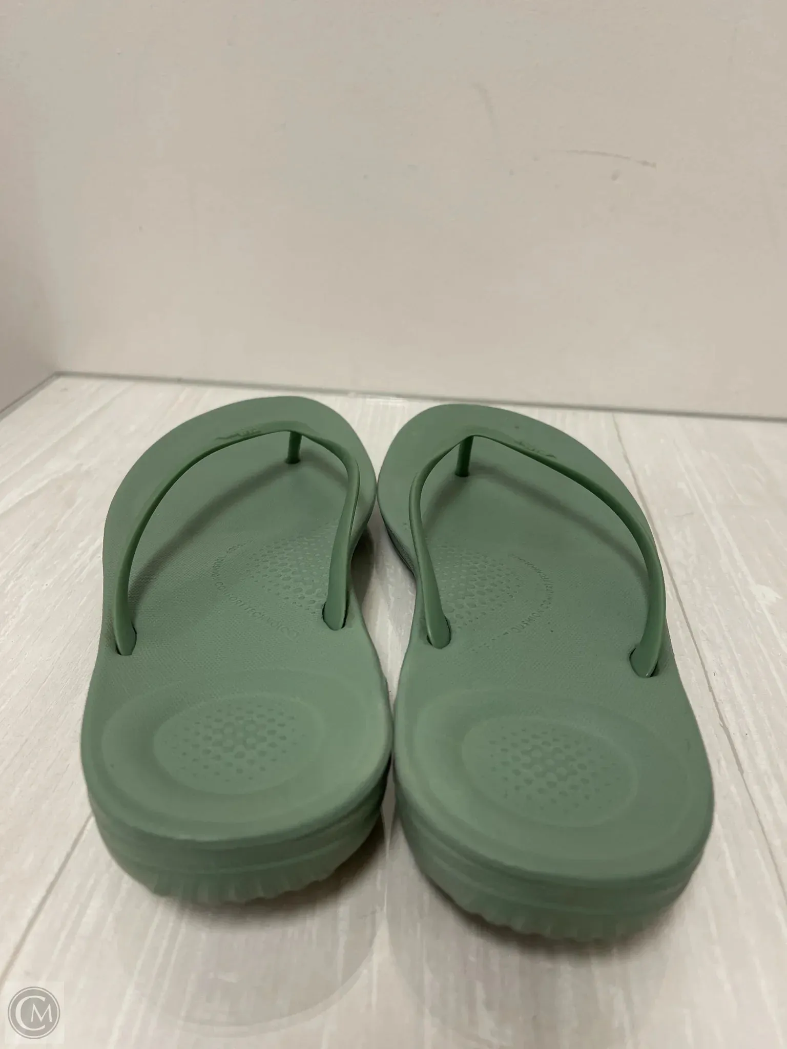 Sandals Flip Flops By Fitflop In Green, Size: 8