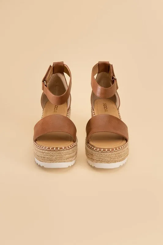 TUCKIN-S Platform Sandals